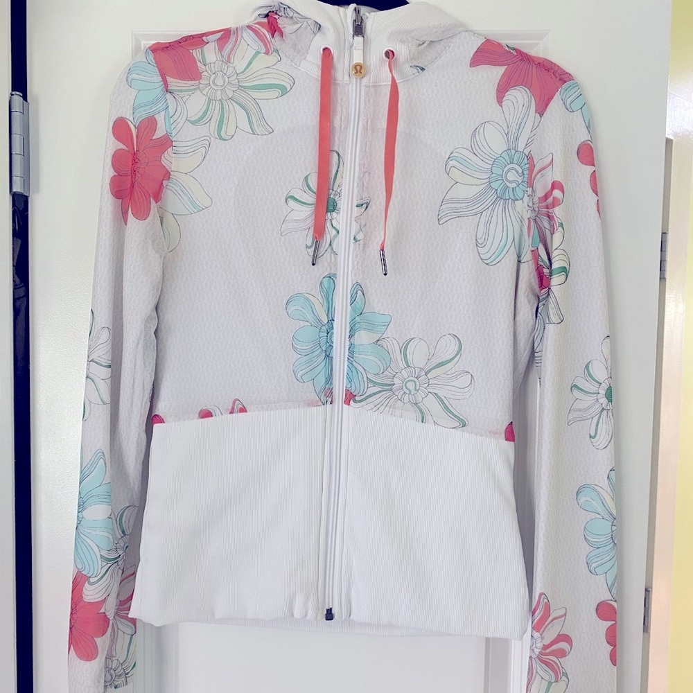 Lululemon Reversible Scuba Zip Hoodie 🦄🦄